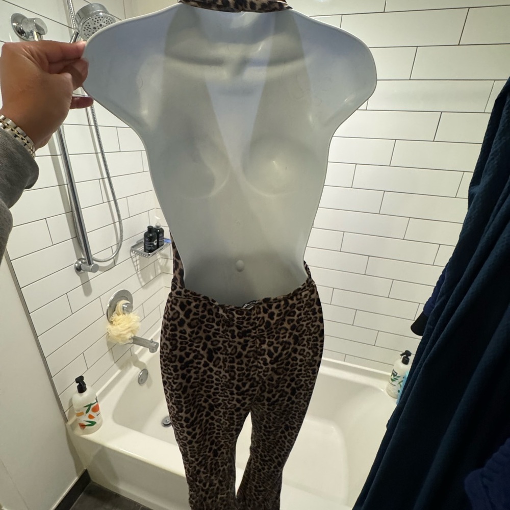 Leopard Print Halter Jumpsuit - Picture 3 of 3